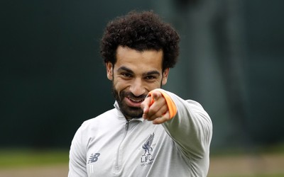 猫头鹰体育焦点-久保建英助攻队友轻松得分